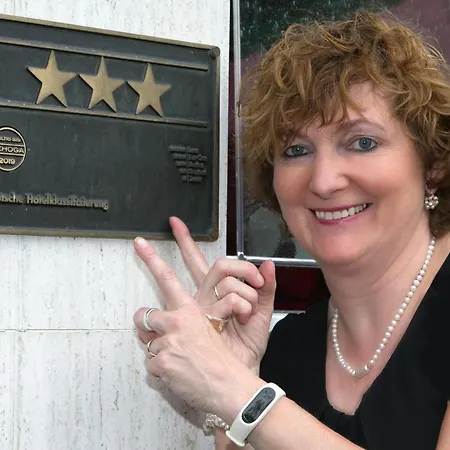 فندق Zur Alten Quelle