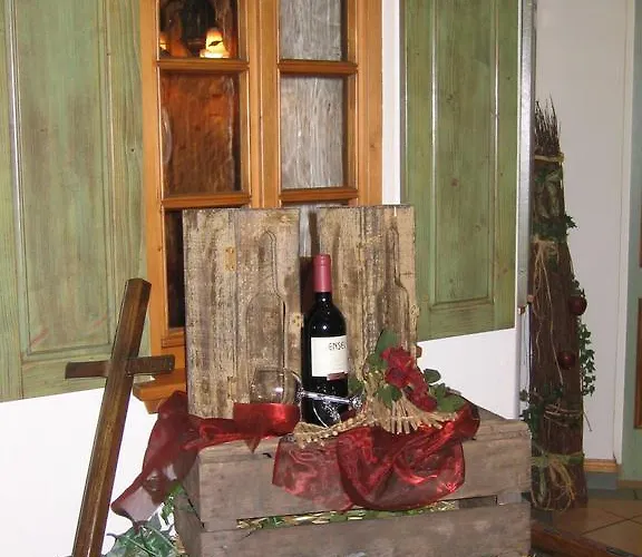 Zur Alten Quelle Hotel